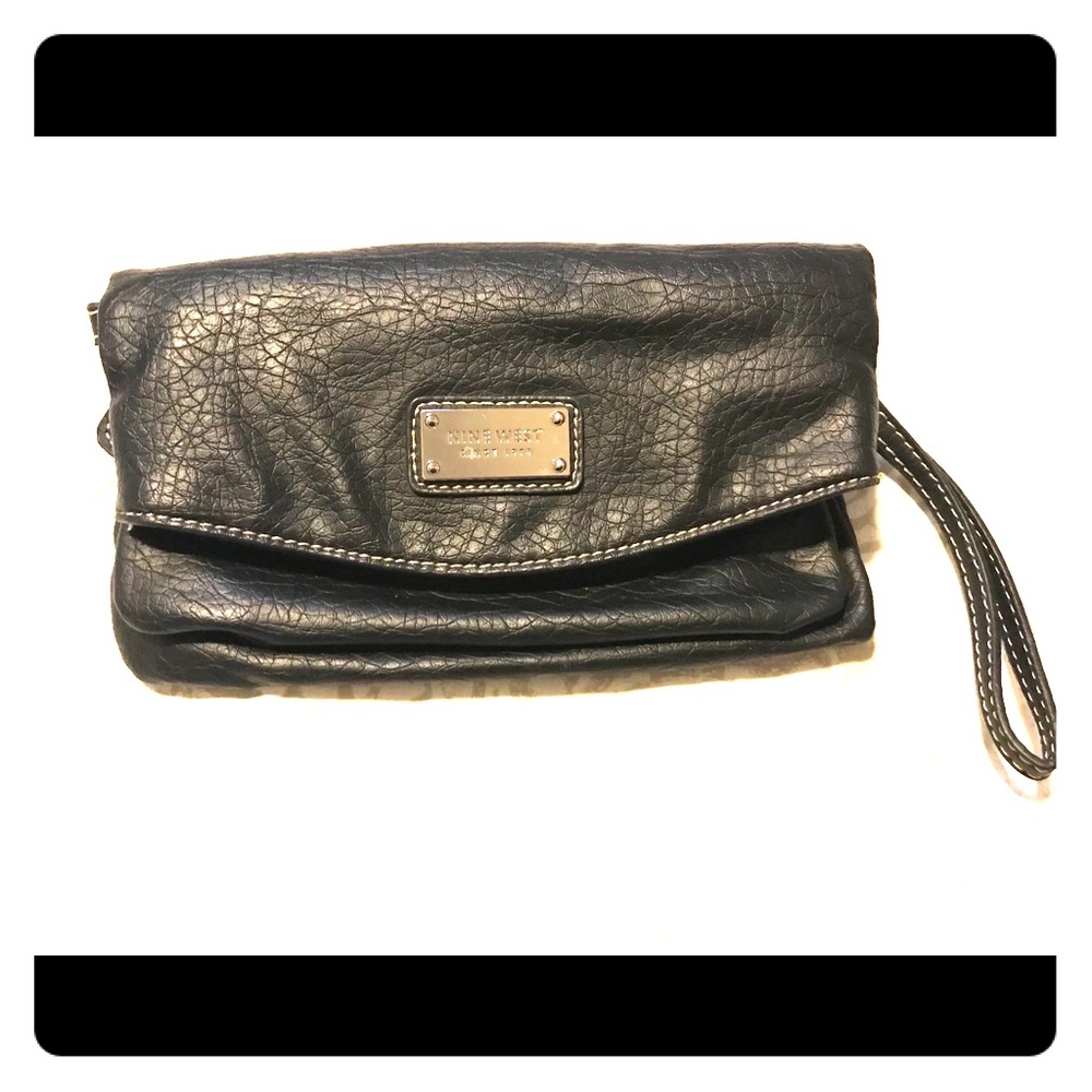 Nine West clutch with lots of space